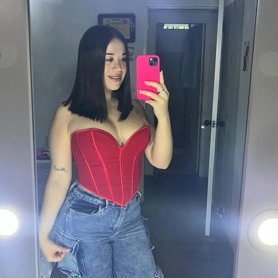 E×¢👅L¥$M4R👑 BuzzCast profile